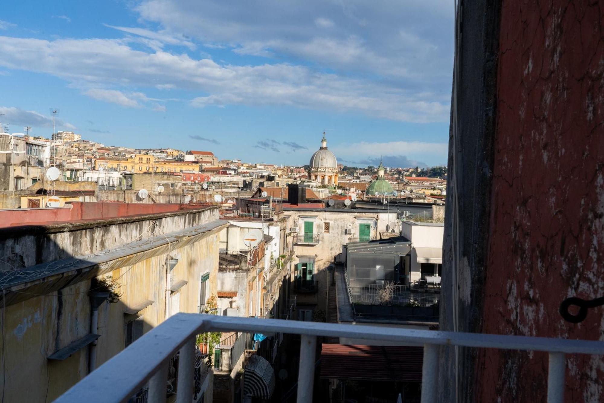 Domus Sibyllina, Palazzo Cavalcanti Napoli Exterior foto